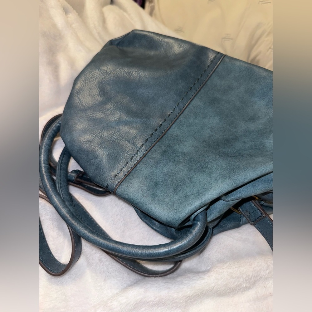 Time and Tru Cross body/handbag. - Picture 7 of 15